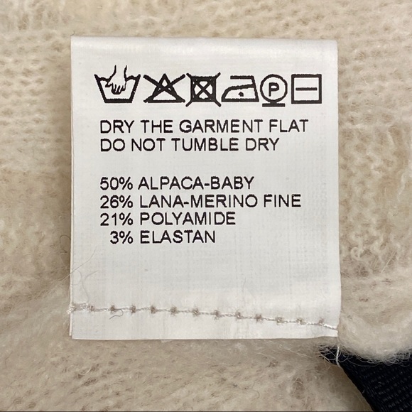 NEW Jacquemus La Maille Sofia Turtleneck Sweater - Picture 15 of 15